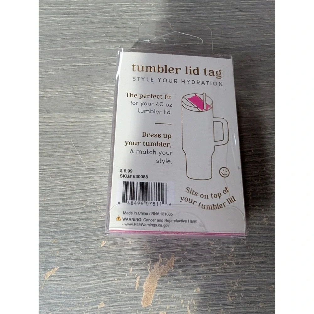 Essentials On The Go Pink Wavy Tumbler Pouch and Lid Tag Set for 40oz Cups NIB